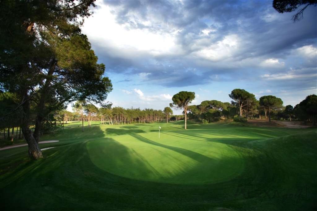 Montgomerie Maxx Royal Golf Course
