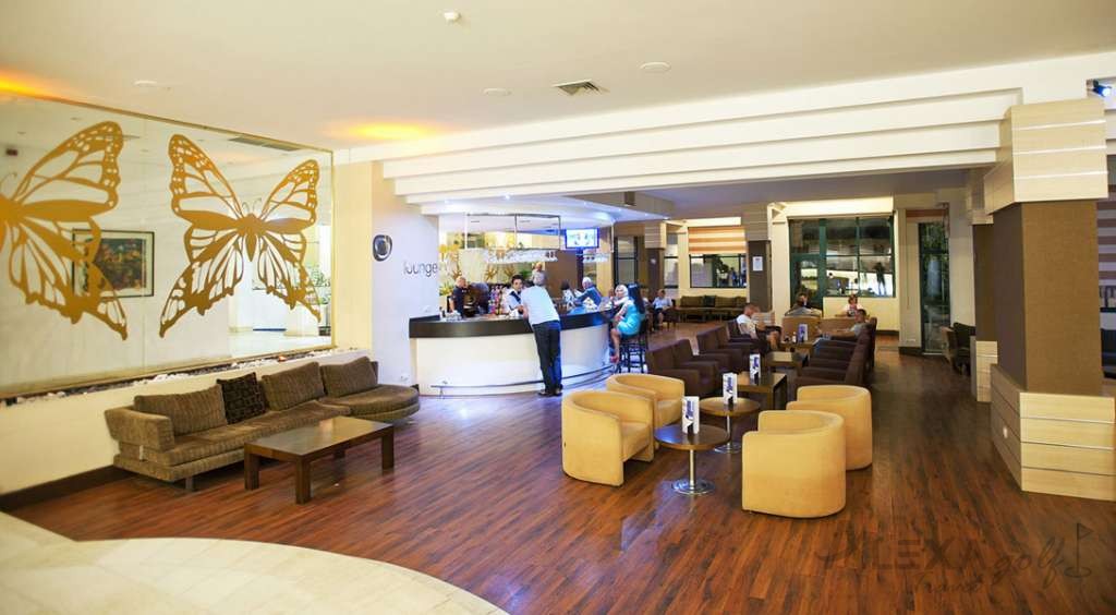 Crystal Tat Beach Hotel