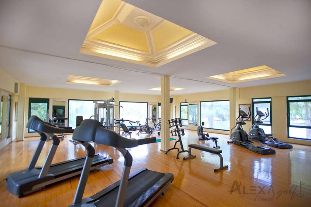 Crystal Tat Beach Hotel