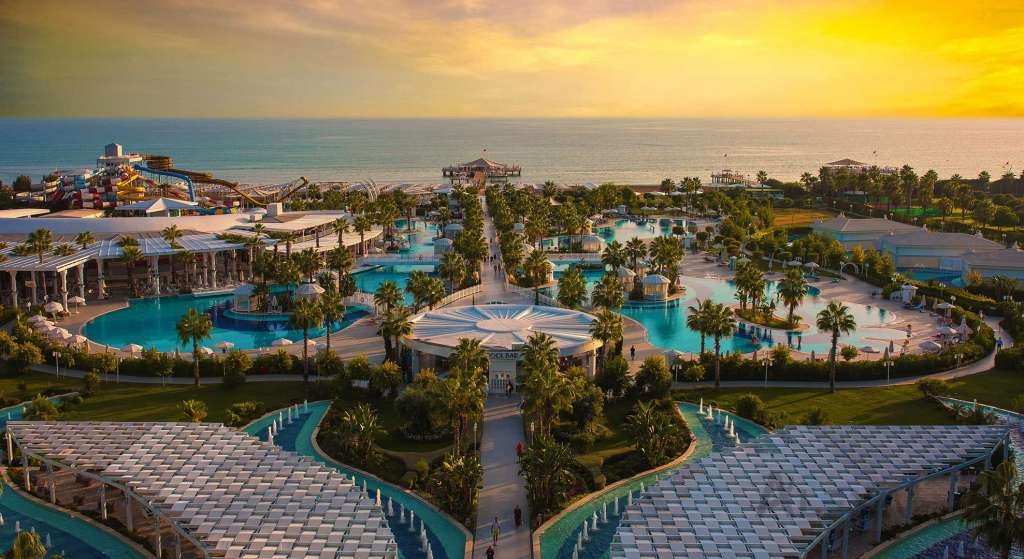 Sueno Deluxe Belek 7 Nights 4 x Golf at Dunes or Pines Buggies included