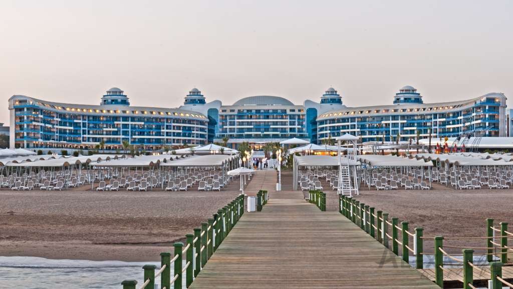 Sueno Deluxe Belek 7 Nights 4 x Golf at Dunes or Pines Buggies included